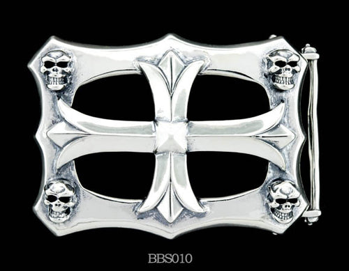 Crusader Belt Buckle w/ Skulls
