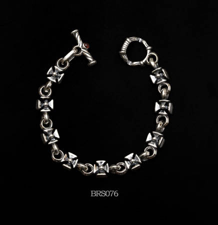 Cross Link Bracelet