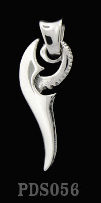 Claw Pendant