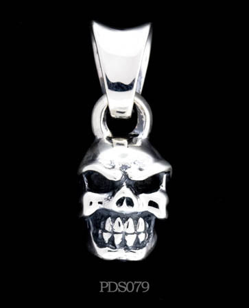 Chomps Pendant