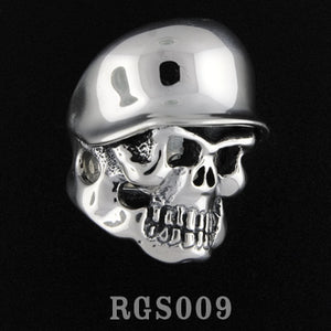 Helmut Skull Ring RGS009