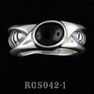 Bio Ring with Garnet RGS042-01